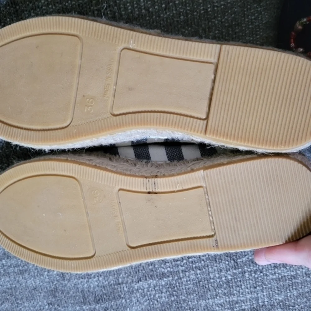 Boden espadrilles ladies size 36 striped‎